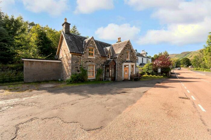 4 Bedroom Detached House For Sale In Lochernhead, Stirlingshire, FK19