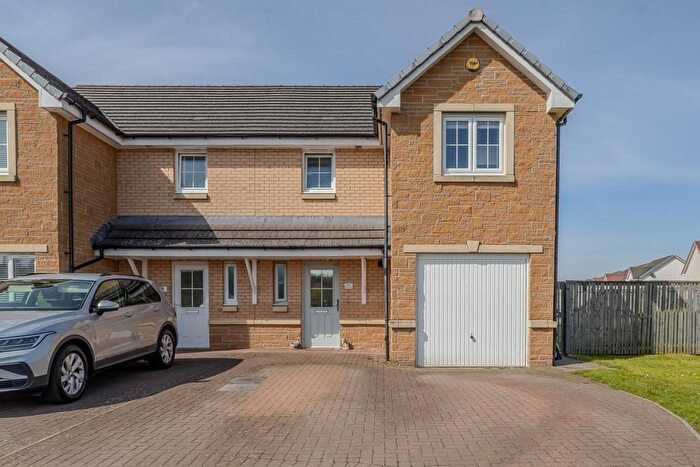 3 Bedroom Semi-Detached House For Sale In Dunlop Close, Stepps, G33