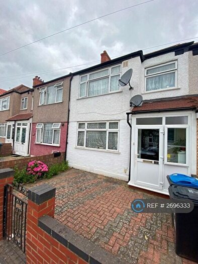 3 Bedroom Terraced House To Rent In Abbotts Road, Mitcham, CR4