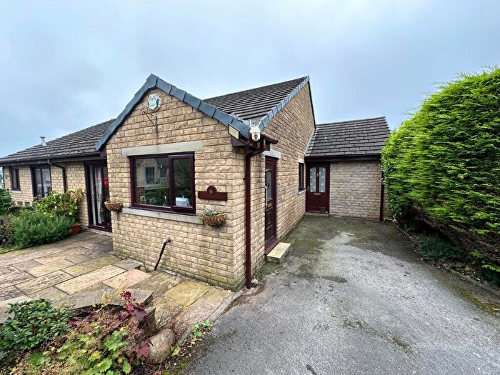 2 Bedroom Semi-Detached Bungalow For Sale In Buttermere Avenue, Colne, BB8