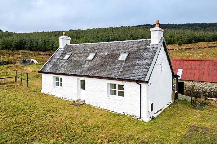 2 Bedroom Detached House For Sale In Inveraray, PA32