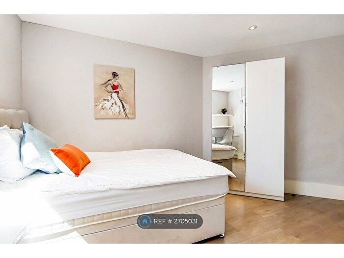 Studio To Rent In Lithos House, London, NW3