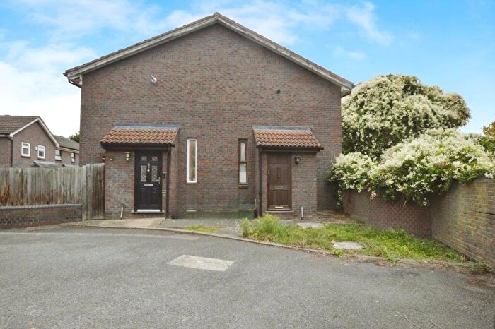 1 Bedroom House For Sale In Partridge Close, West Beckton, London, E16
