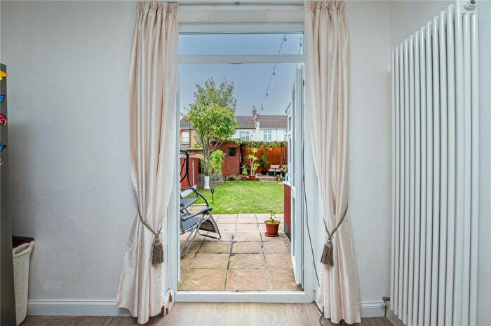 3 Bedroom Terraced House For Sale In Richmond Street, Southend-on-Sea, Essex, SS2