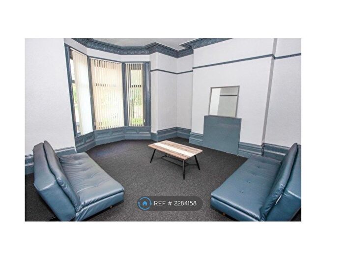 7 Bedroom Terraced House To Rent In Moss Lane East, Manchester, M14