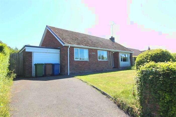 2 Bedroom Semi-Detached Bungalow To Rent In Orchard Lane, Hutton, YO25