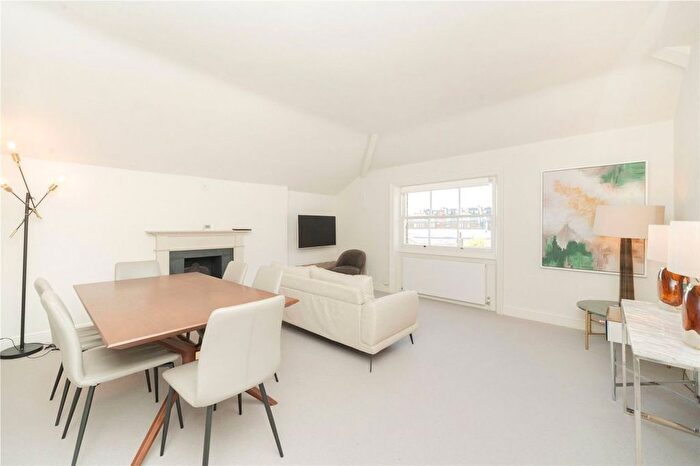 2 Bedroom Flat To Rent In Cadogan Gardens, Chelsea, SW3