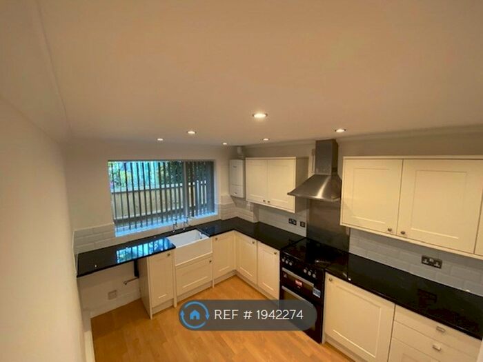 1 Bedroom Flat To Rent In West Bank, York, YO24