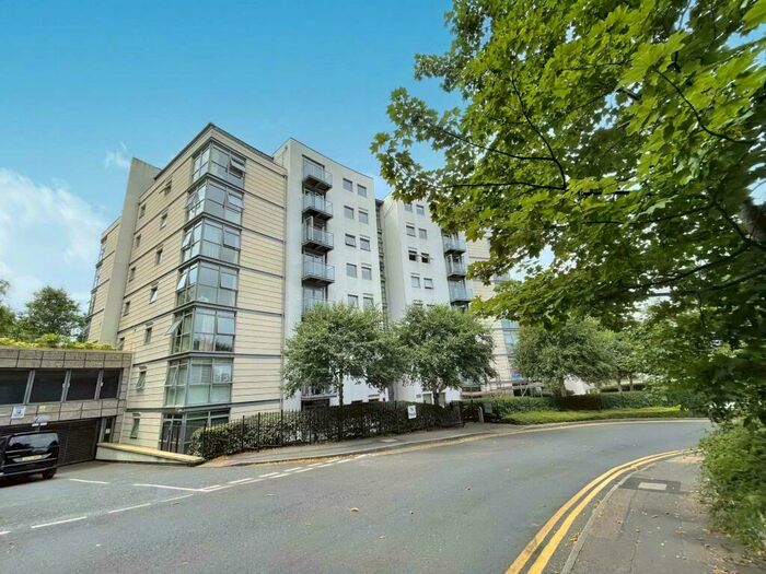 2 Bedroom Flat To Rent In Modern Town Centre Apartment! St Peters Road, Bournemouth, BH1