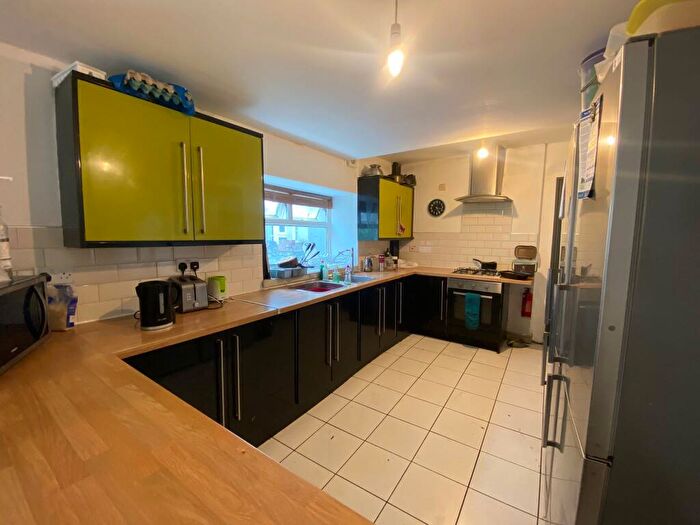 1 Bedroom House To Rent In Richmond Road, Cardiff, CF24