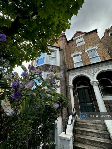 1 Bedroom Flat To Rent In Cavendish Road, London, SW12