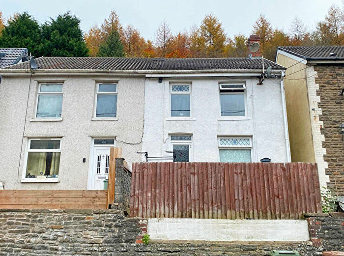3 Bedroom Semi-Detached House For Sale In New Road, Deri, Bargoed, CF81