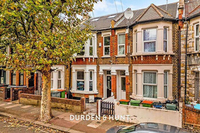 5 Bedroom Terraced House For Sale In Orwell Road, Newham, E13