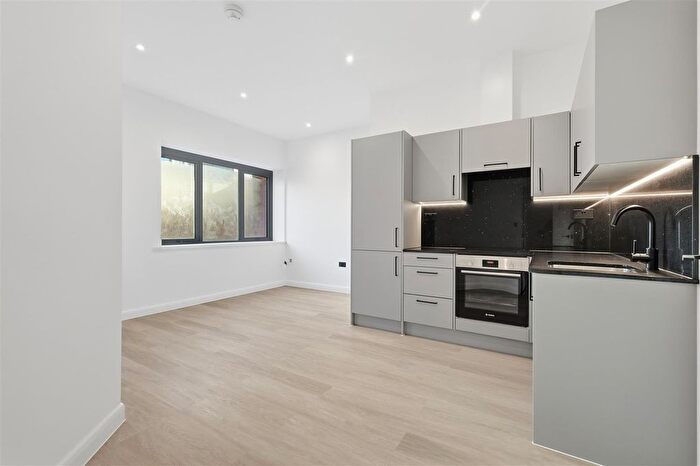 1 Bedroom Flat To Rent In Headgate, Colchester, CO3