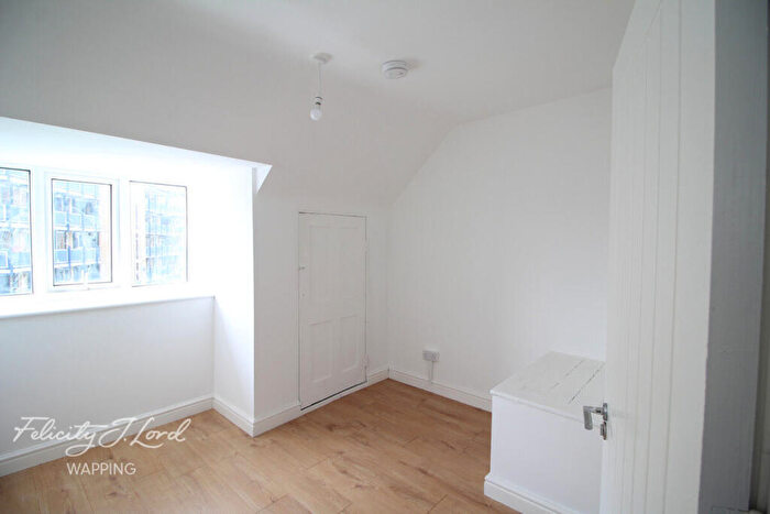1 Bedroom Terraced House To Rent In Stothard Street, London, E1