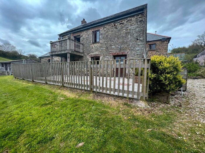4 Bedroom Barn To Rent In Poldrissick Lane, Landrake, Saltash, PL12