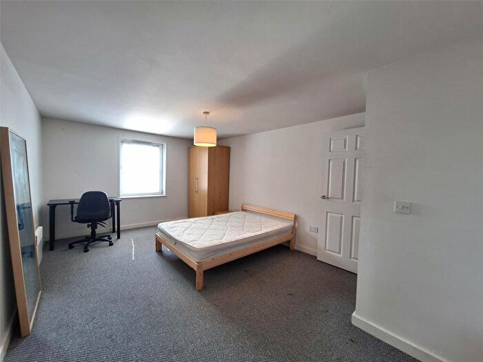 2 Bedroom Flat For Sale In Kaber Court, Liverpool, Merseyside, L8