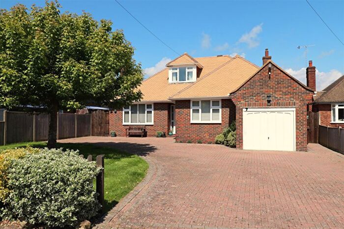 4 Bedroom Bungalow For Sale In Collington Lane East, Bexhill-On-Sea, TN39