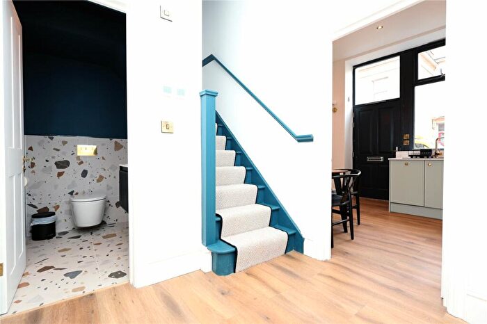 2 Bedroom Apartment To Rent In Grosvenor Road, Bristol, BS2