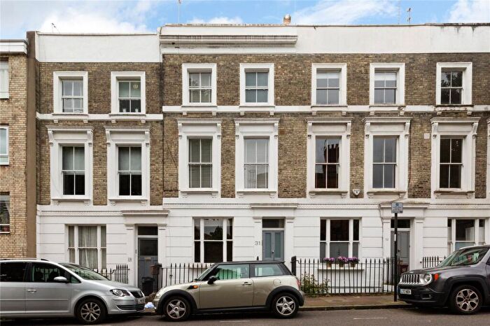 2 Bedroom Maisonette To Rent In Hawes Street, London, N1