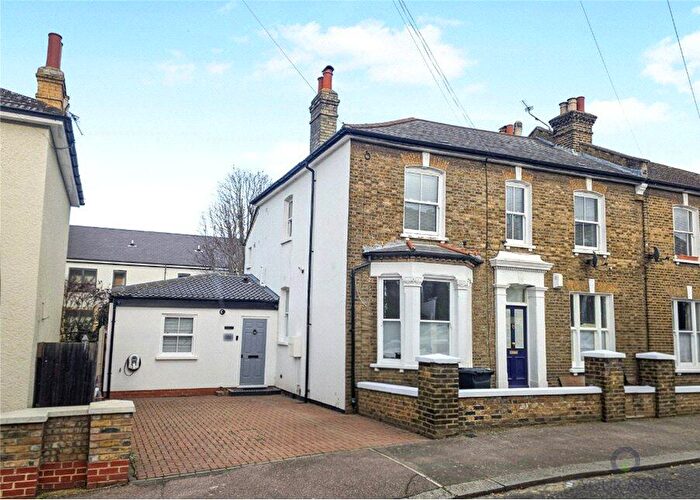 4 Bedroom End Of Terrace House For Sale In Bonfield Road, London, SE13