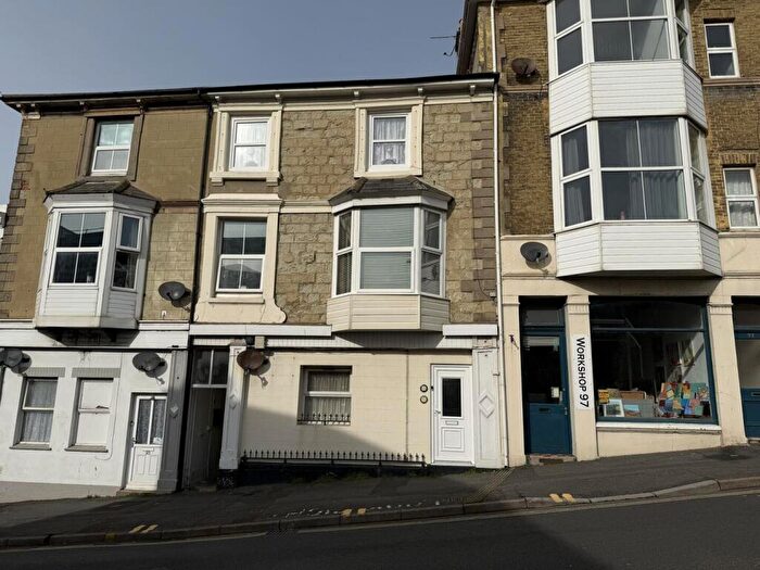 1 Bedroom Flat For Sale In High Street, Ventnor, PO38
