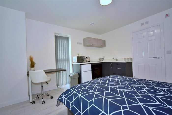 1 Bedroom Flat To Rent In Southfield Road, Middlesbrough, North Yorkshire, TS1