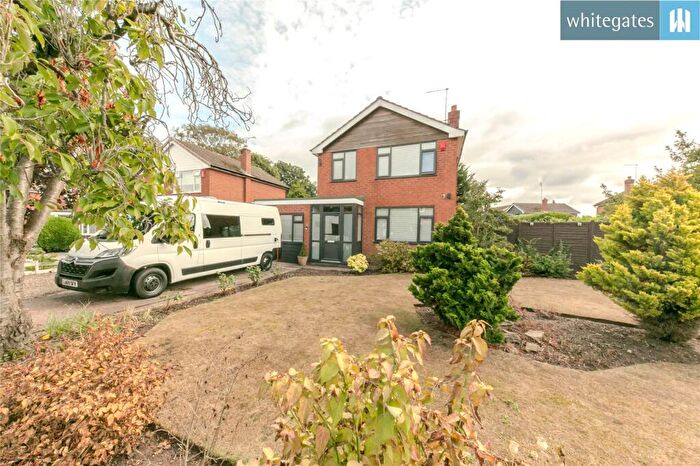3 Bedroom Detached House For Sale In White Hart Lane, Wistaston, Crewe, Cheshire, CW2