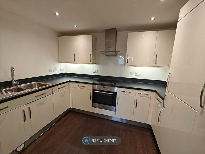 2 Bedroom Flat To Rent In Asperand House, Poole, BH12