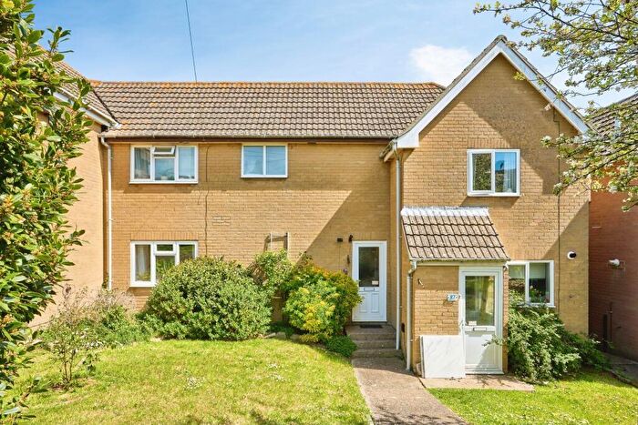 2 Bedroom House To Rent In Jeals Lane, Sandown, PO36