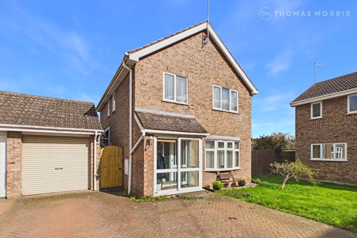 4 Bedroom Detached House For Sale In Crabapple Close, Sawtry, Huntingdon, Cambridgeshire, PE28