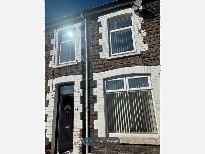 2 Bedroom Terraced House To Rent In Penallta Road, Ystrad Mynach, Hengoed, CF82