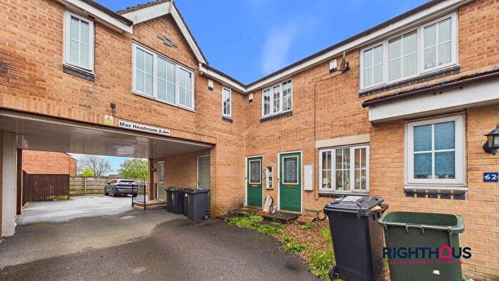 1 Bedroom Flat For Sale In Lime Vale Way, Bradford, BD6