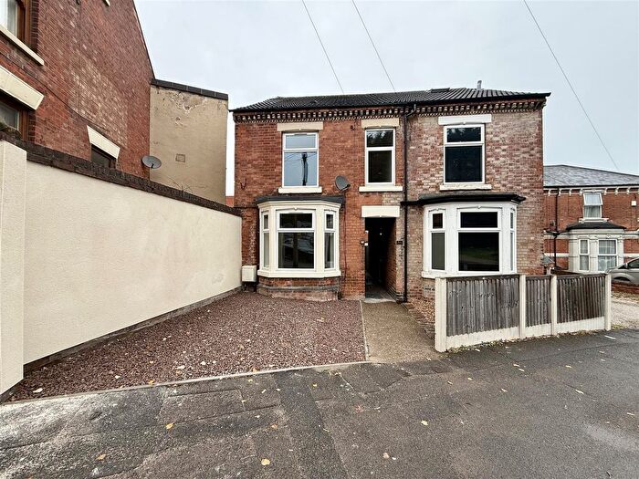 3 Bedroom Semi Detached House To Rent In Station Road, Ilkeston, DE7