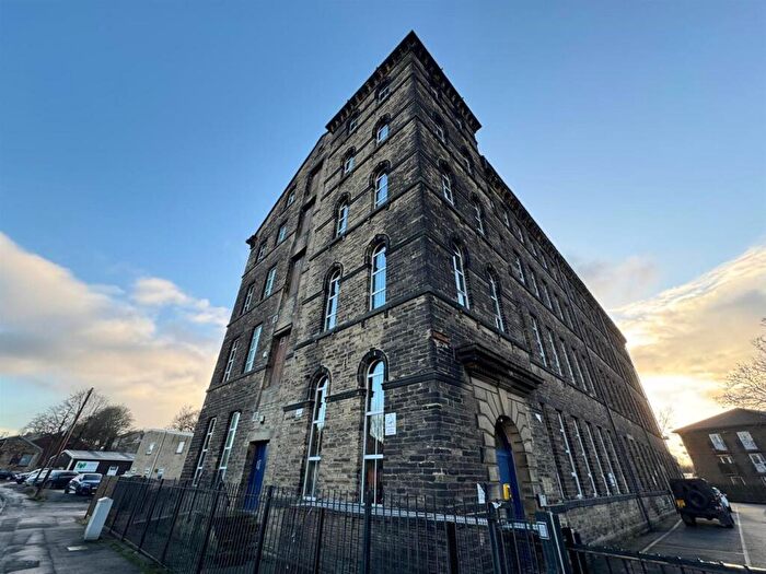 2 Bedroom Apartment To Rent In Waterfield Mill, Balme Road, Cleckheaton, BD19