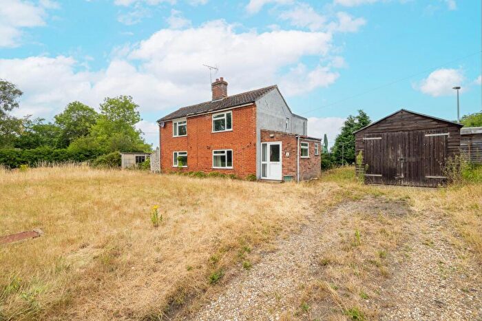 4 Bedroom Detached House For Sale In Elmham Road, Beetley, NR20