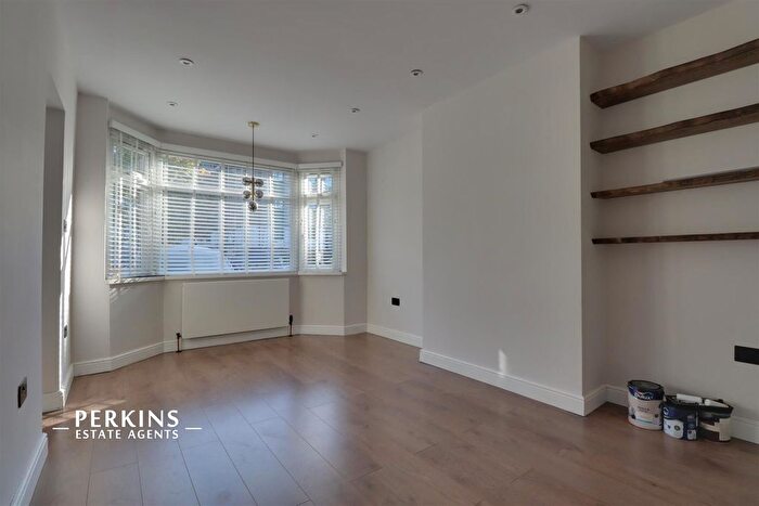 2 Bedroom Maisonette To Rent In Oldfield Lane North, Greenford, UB6