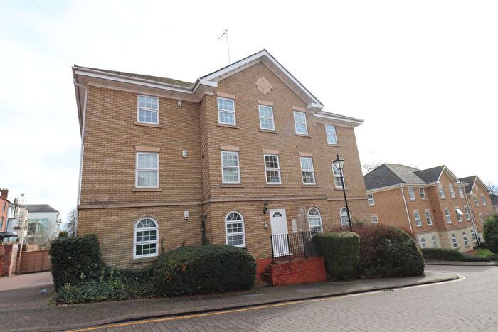 2 Bedroom Flat To Rent In Scholars Court, Town Centre, Northampton, NN1