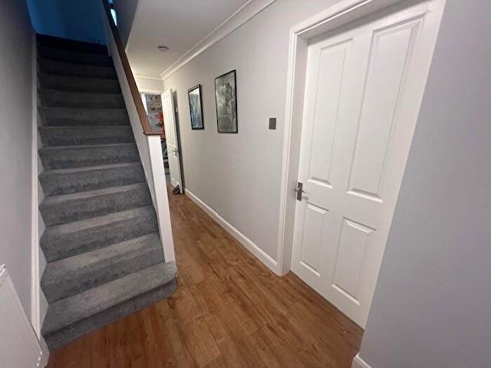 4 Bedroom House To Rent In Lindisfarne, Glascote, Tamworth, B77