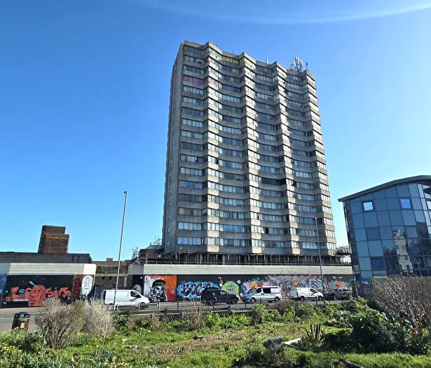 2 Bedroom Flat For Sale In Flat (E) Arlington House, All Saints Avenue, Margate, CT9