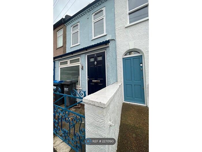 2 Bedroom Terraced House To Rent In Alfred Road, London, SE25