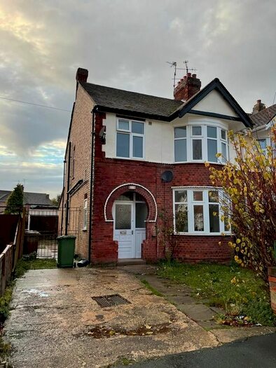 3 Bedroom Semi-Detached House To Rent In Vere Road, Peterborough PE1