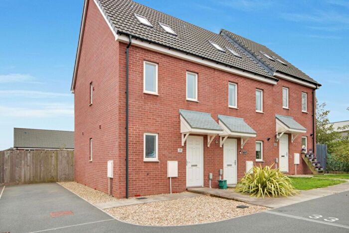 3 Bedroom End Of Terrace House For Sale In Pincombe Road, Bideford, Devon, EX39