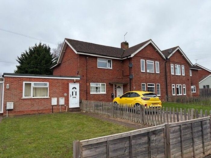 2 Bedroom Maisonette To Rent In Fartherwell Avenue, West Malling, ME19