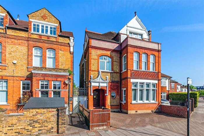 7 Bedroom Semi Detached House For Sale In Nightingale Lane, SW12