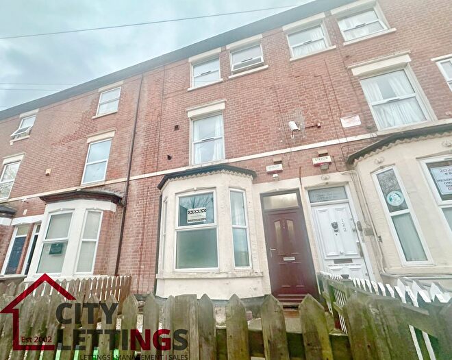 6 Bedroom Terraced House To Rent In Portland Road, Nottingham, NG7