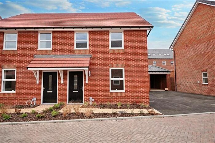 3 Bedroom Semi-Detached House To Rent In Bedroom Semi Detached House In Madeleine Road, Sturry, CT2