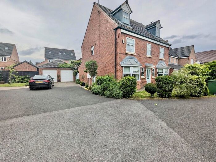 6 Bedroom Detached House To Rent In Lullingstone Crescent, Ingleby Barwick, Stockton-On-Tees, TS17