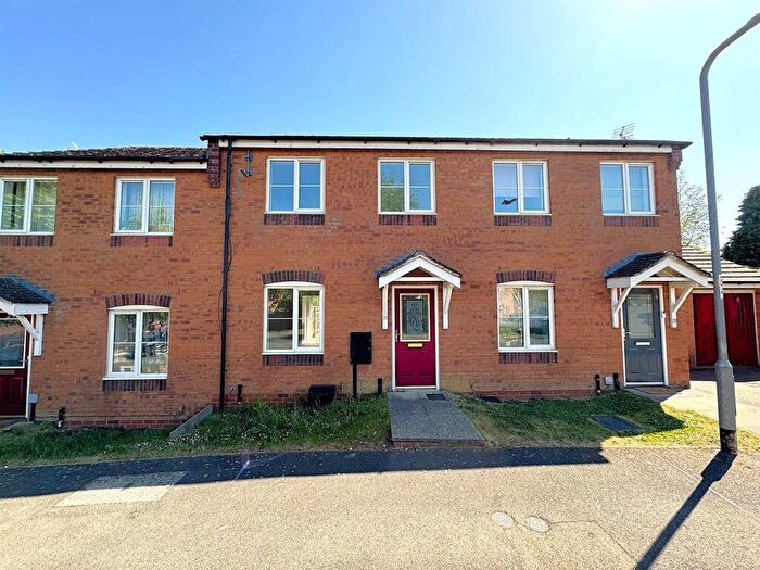 3 Bedroom Terraced House For Sale In Lowry Close, Corby, NN18