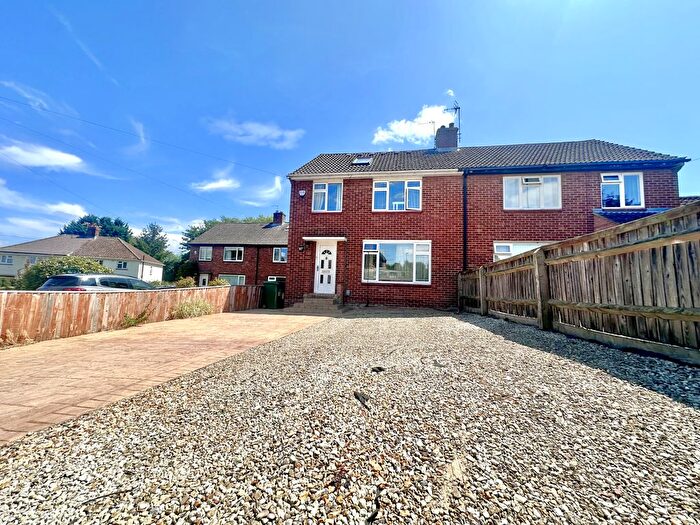 4 Bedroom Property To Rent In Meadow View Road, Kennington, Oxford, OX1